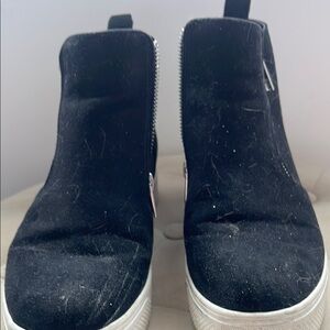 Time and Tru Kaden Wedge Black High-Top Sneakers with Zipper